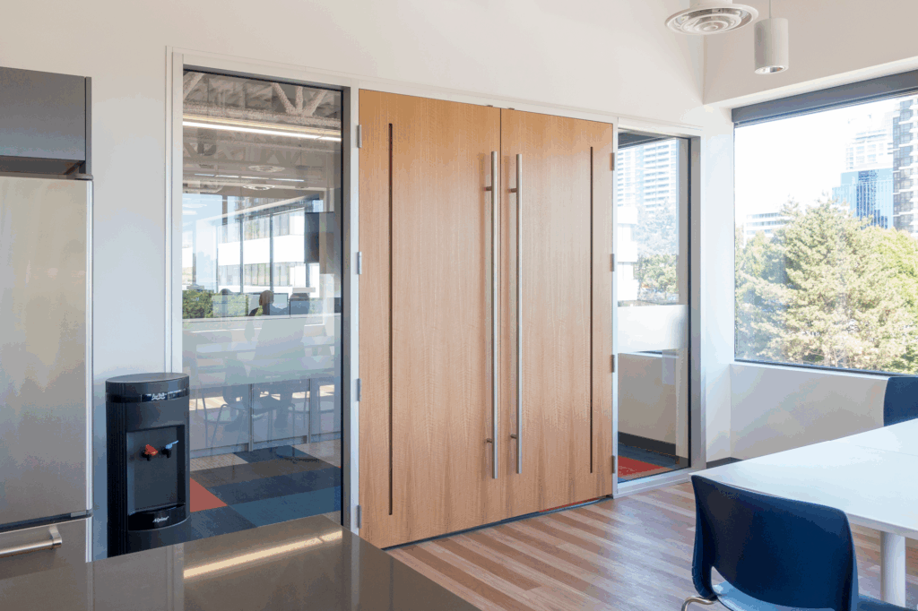 Vertical Ventilated Door Wood Veneer