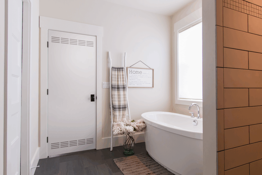 Locker Ventilated Door in Bathroom